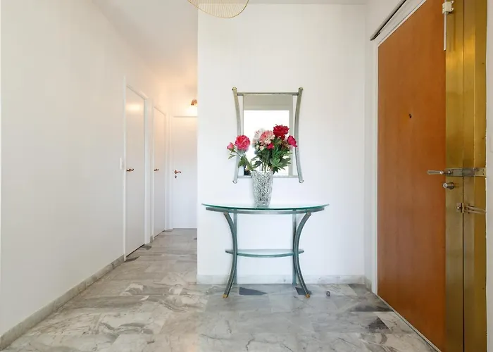 דירה Elegance *